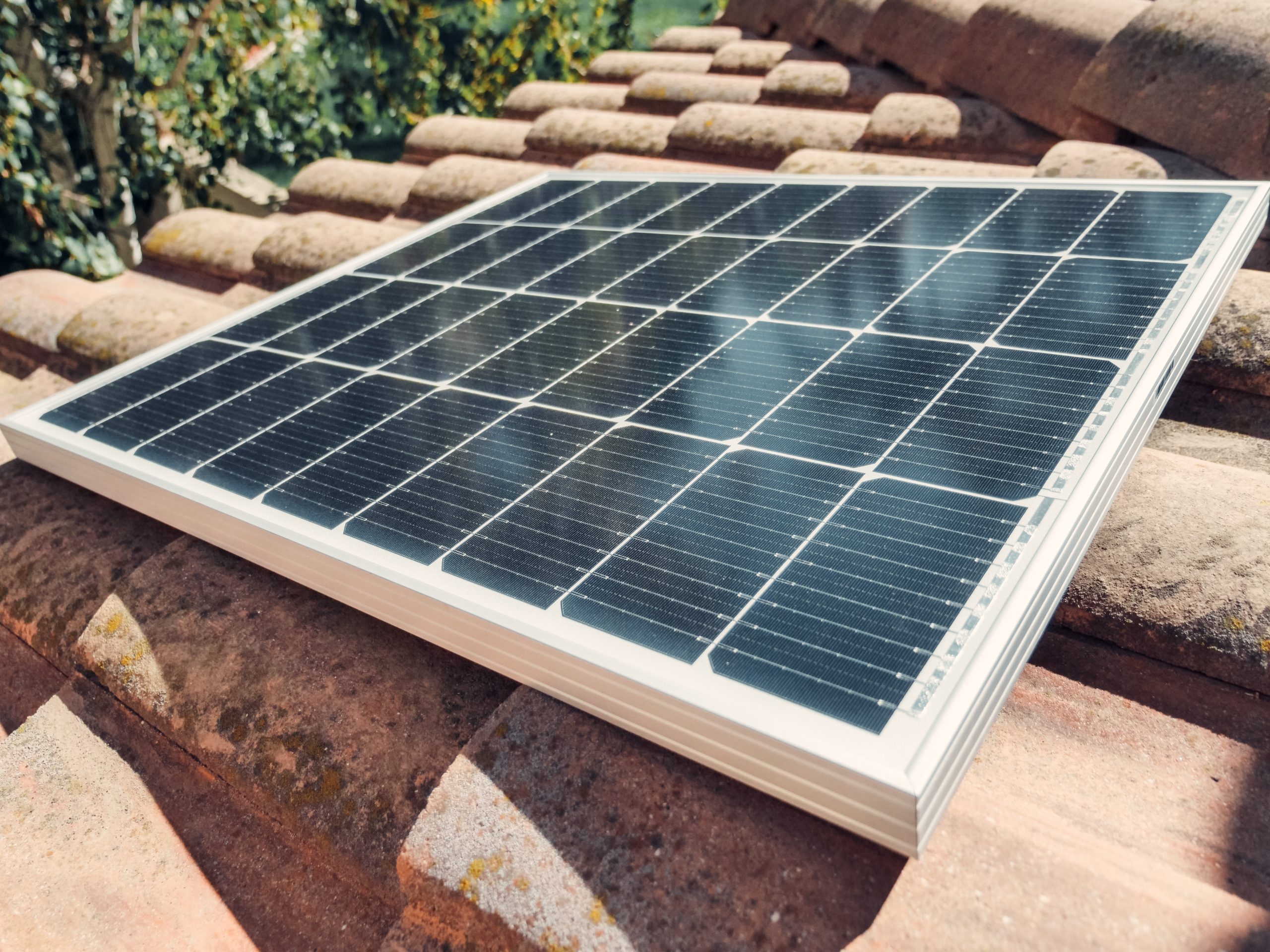 Comparez les capteurs solaires thermiques à la pompe à chaleur à Toulouse