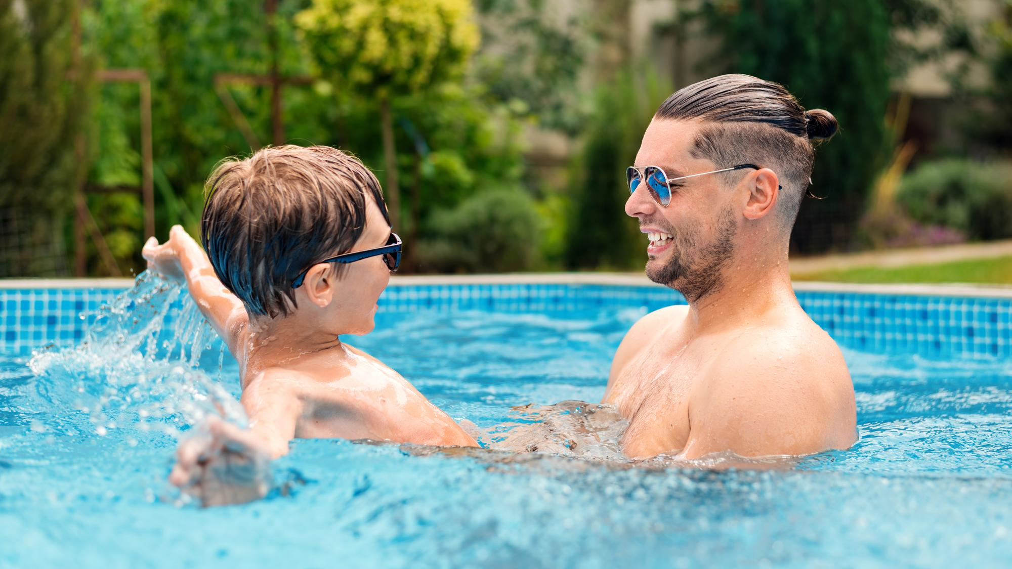 Piscine chauffée avec kit chauffage solaire piscine